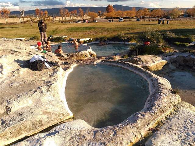 Una delle vasche delle Piscine Carletti a Viterbo